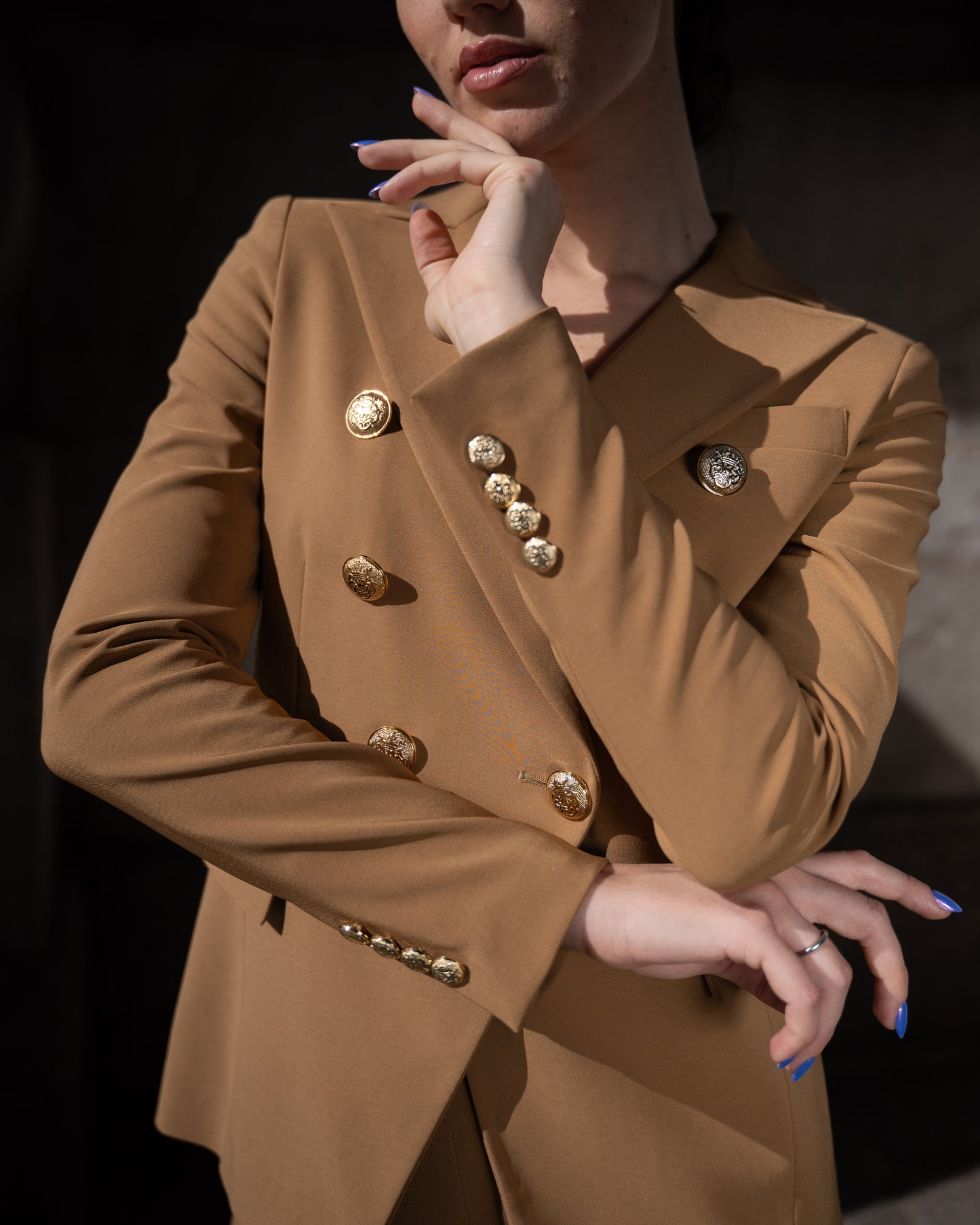 DELIA - TAILLEUR DOPPIOPETTO 6 BOTTONI