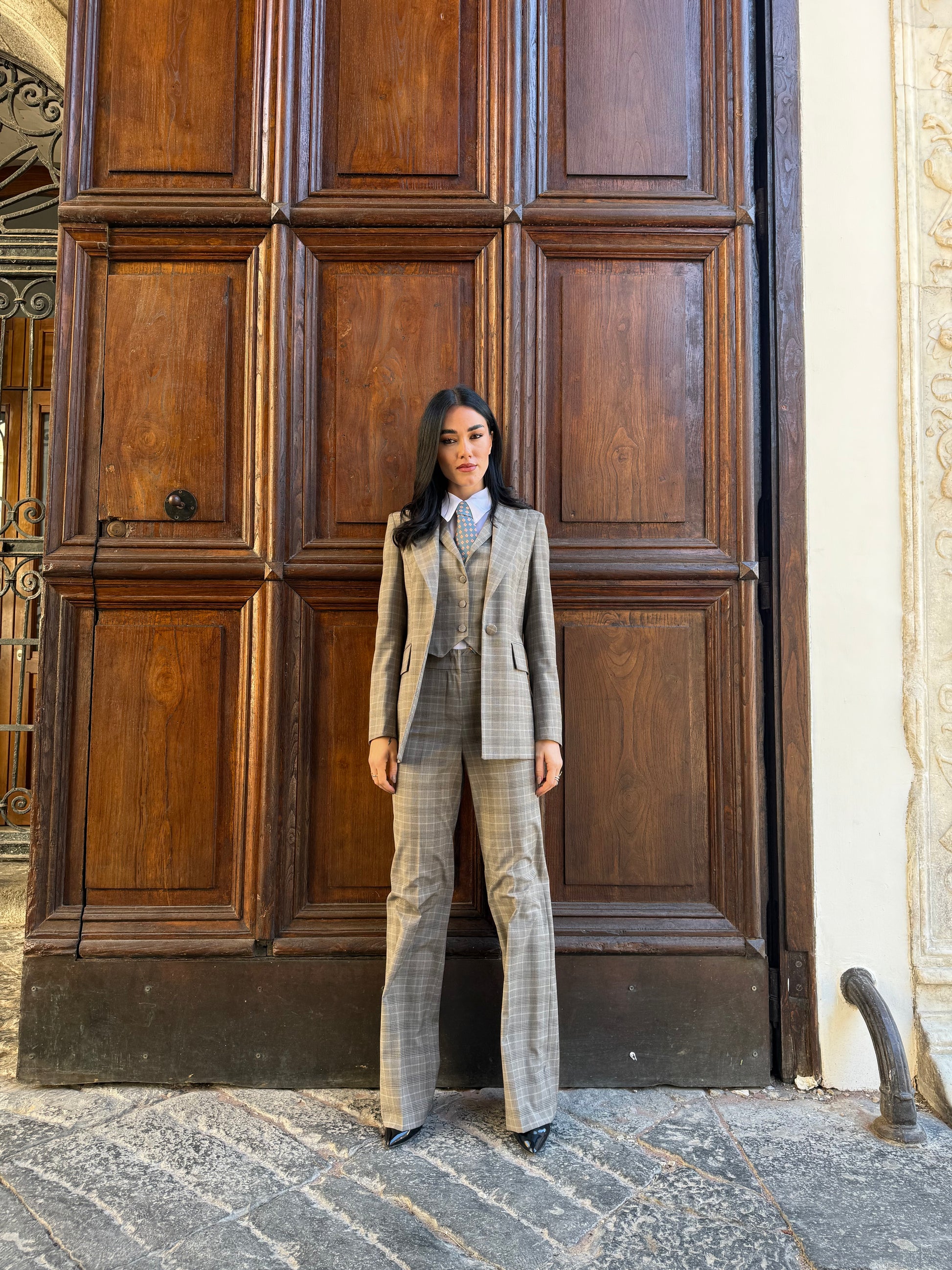 Tailleur 3 pezzi donna Principe di Galles Made in Italy con giacca sfiancata
